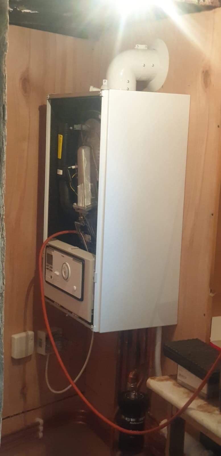 Replacement gas boiler fitted by a Gas Safe registered engineer