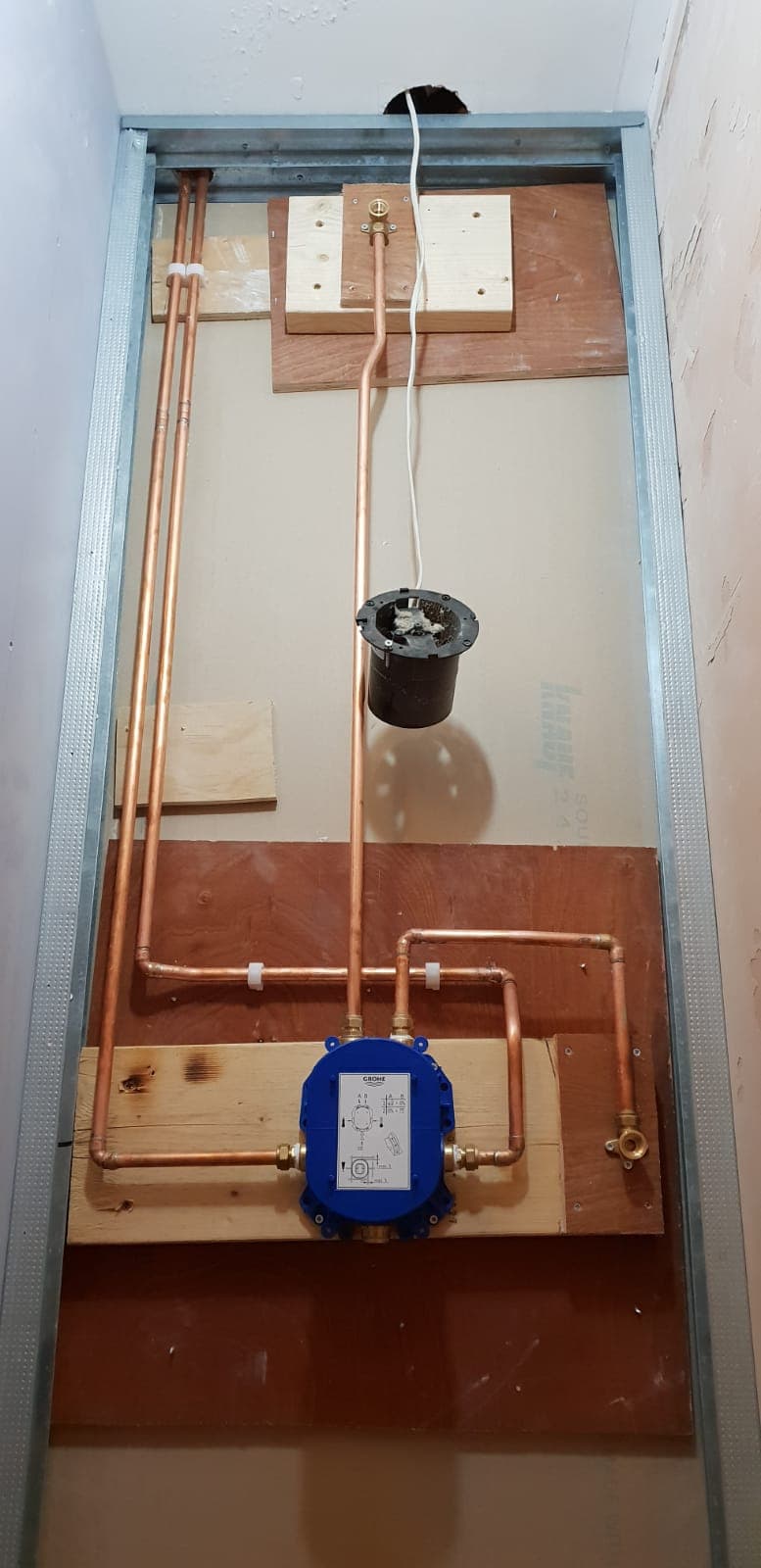 Central heating first-fix pipework on a refurbishment project